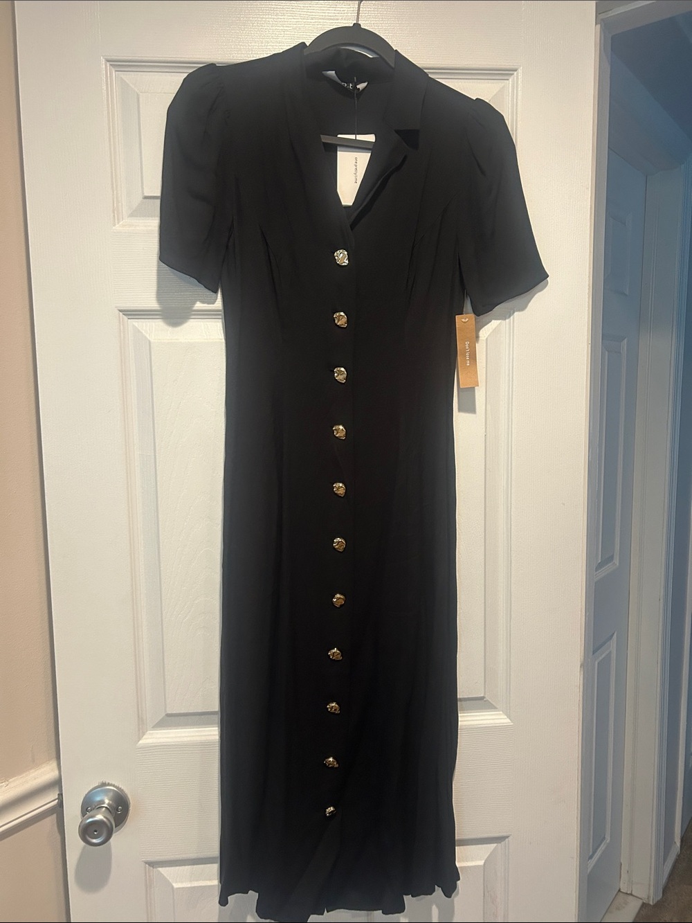 Black Midi Dress with Gold Buttons and Short Sleeves NWT size 4
